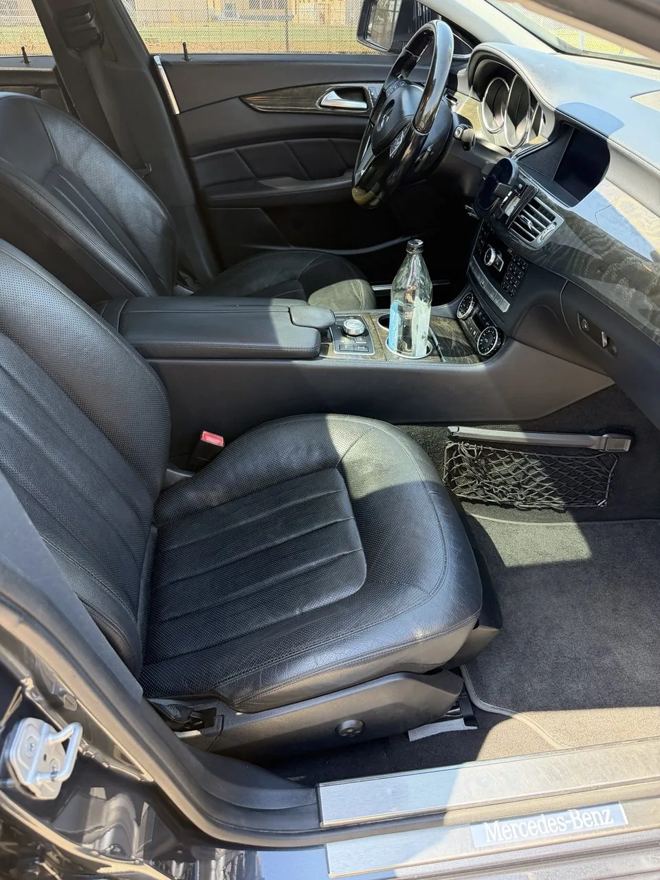 Mercedes-Benz CLS 550 interior after detailing